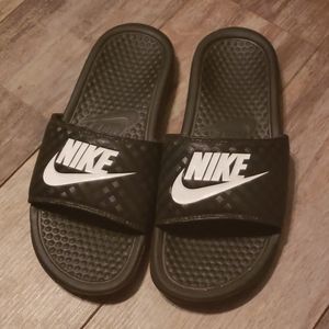NIKE Benassi Slide Sandals